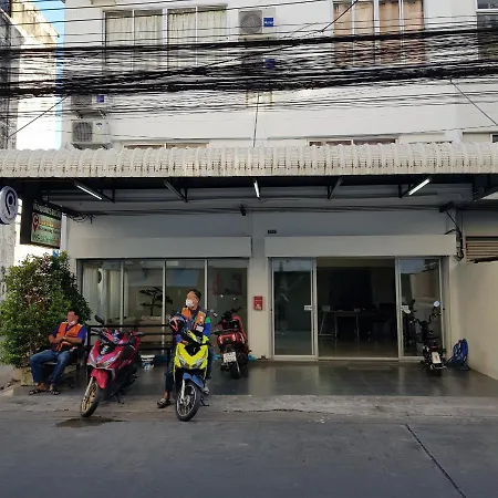 Checkin Hostel @Donmuang Airport